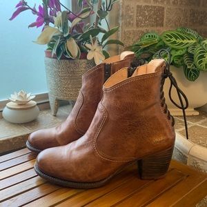 Gorgeous gorgeous Bed Stu Xena Boots!! Size 9.5/10 RARE!!